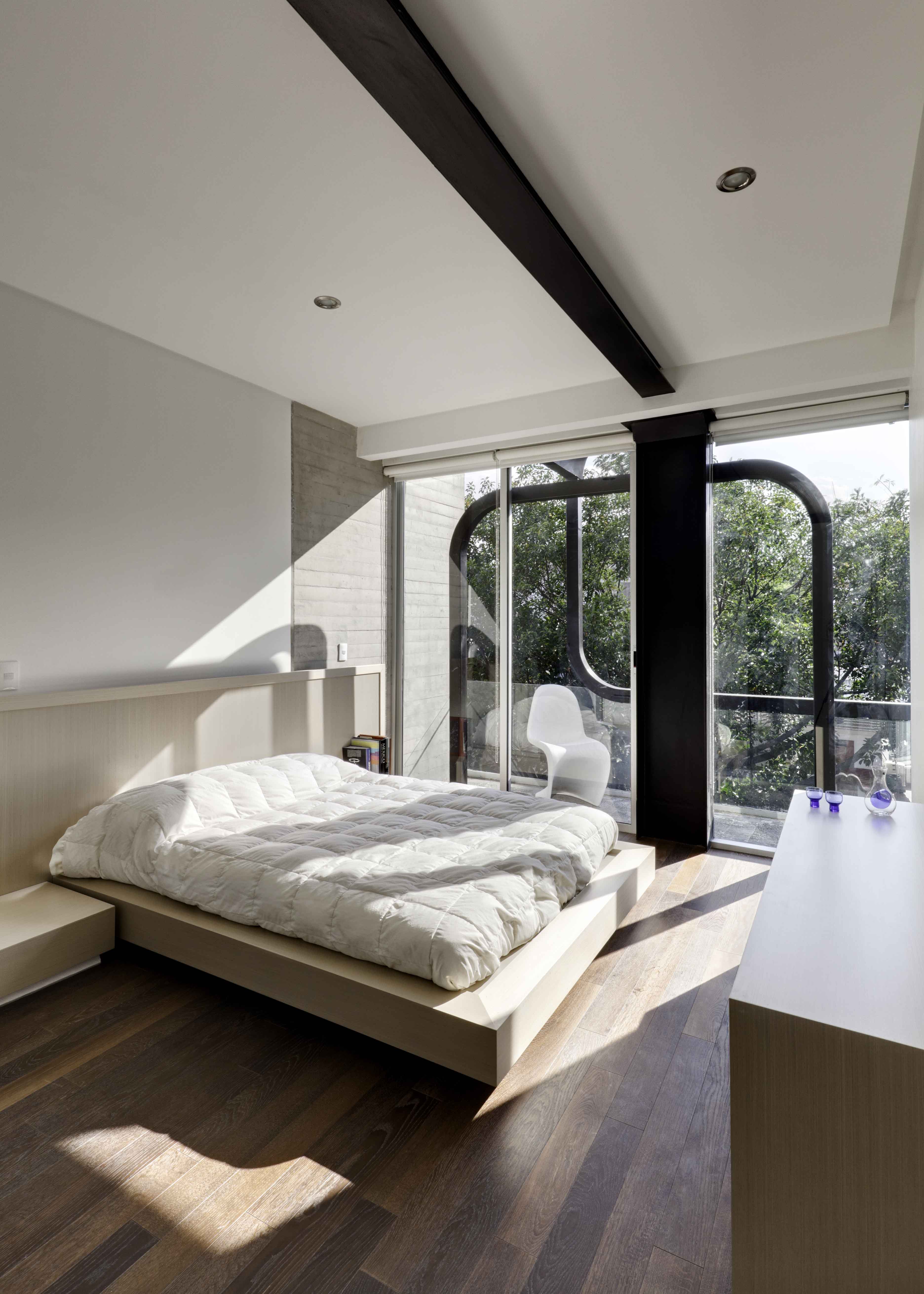 LVII Apartments by Arquitectura En Movimiento