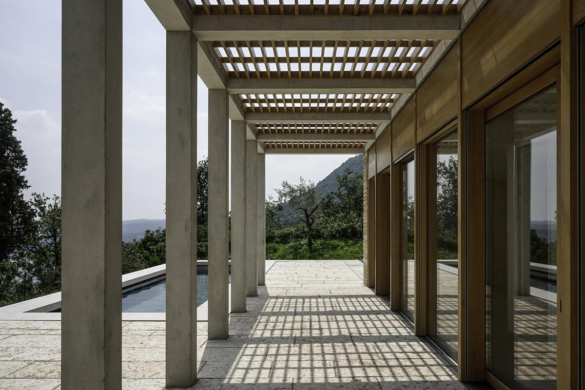 David Chipperfield Architects completed Villa Eden in the west bank of Lake Garda
