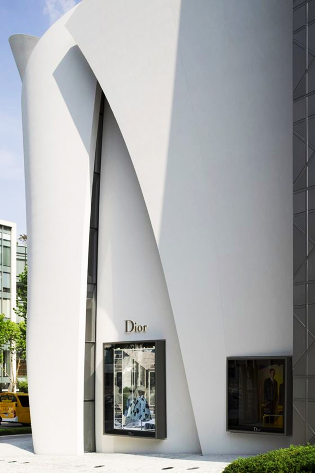 Christian de Portzamparc and Peter Marino create garment-inspired boutique  for Dior - Seoul, South Korea