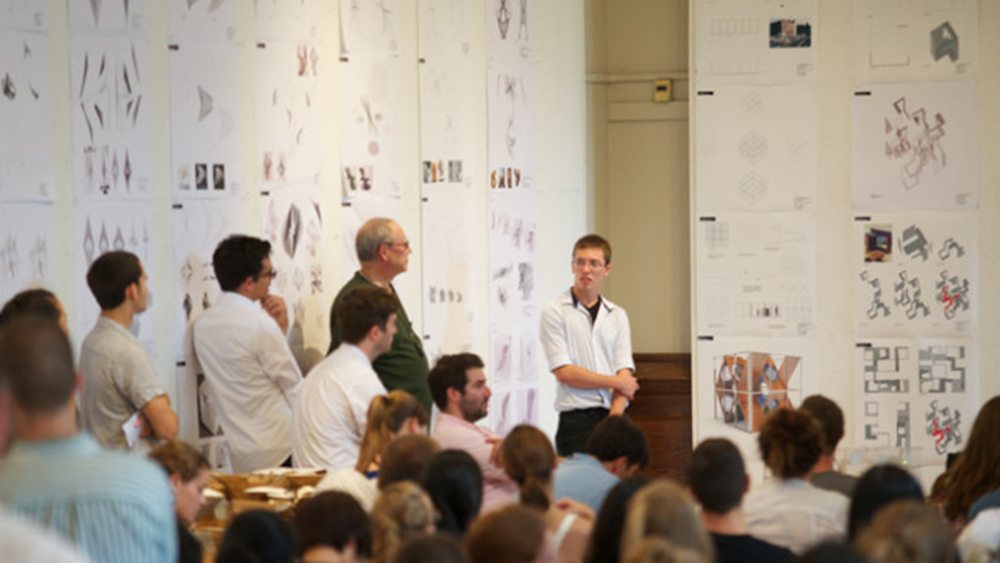 Prof. David Bell receives The David M. Darrin 40 Counseling Award