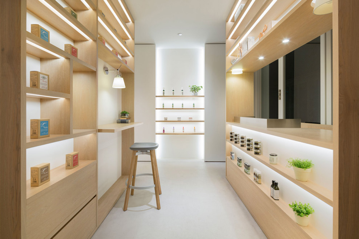 Nendo’s ’’Beauty Library’’ presents itself as a test object beyond the cosmetic features