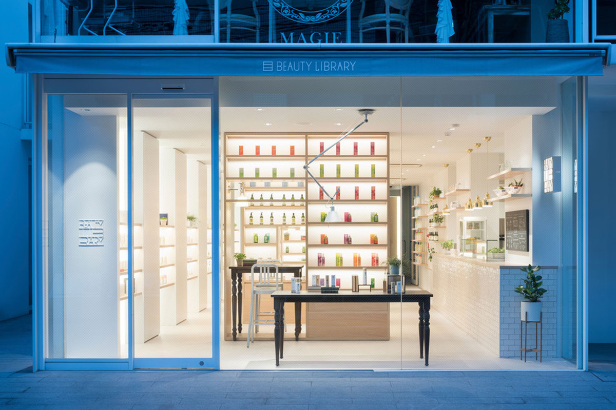 Nendo’s ’’Beauty Library’’ presents itself as a test object beyond the cosmetic features