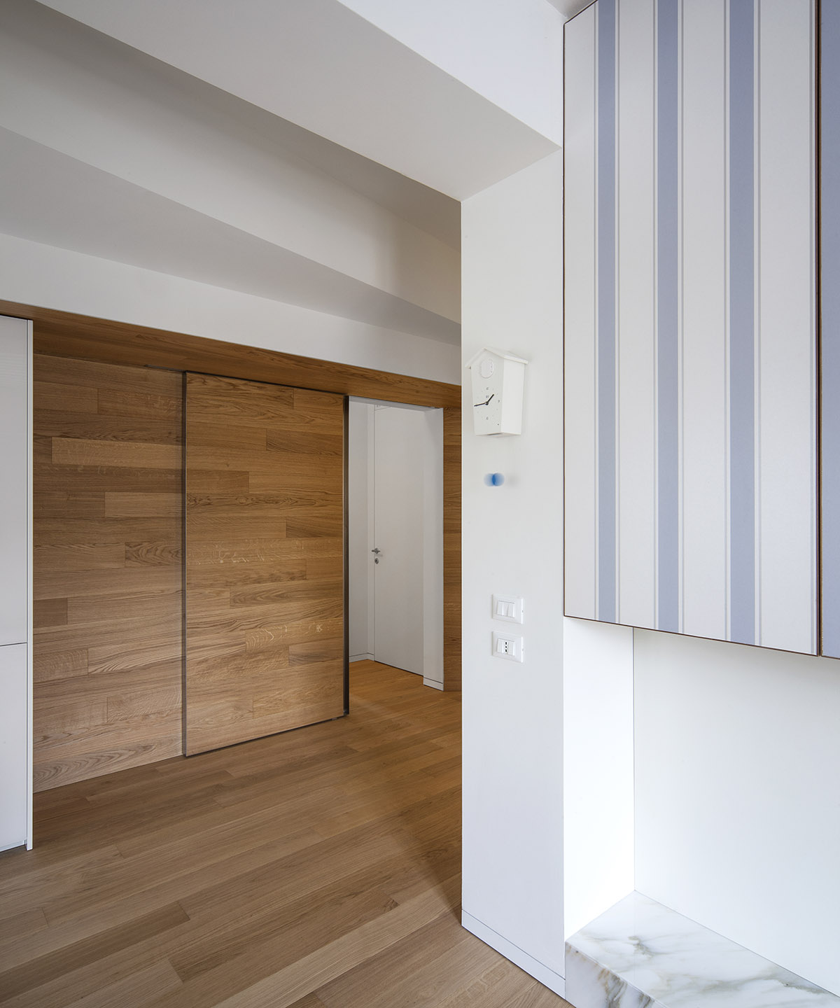 BLA Architecture renovates ’’Elda’’ residential unit with new materials and plan adaptation in Italy