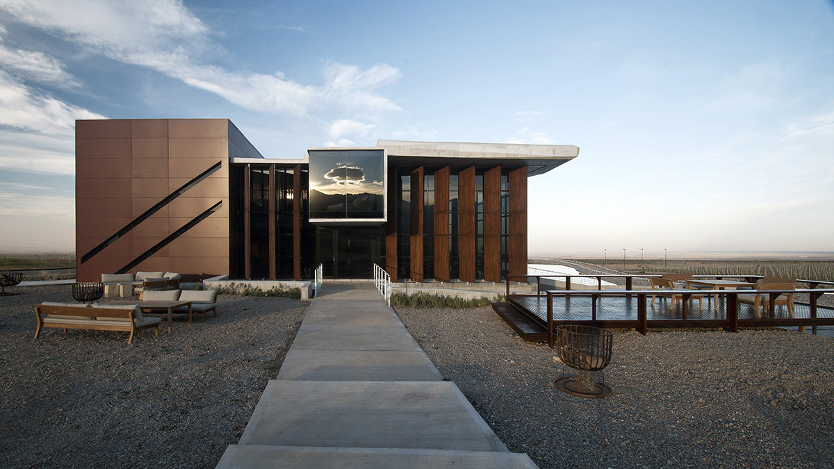 This complex protects the natural environment by creating organic design process in Argentina