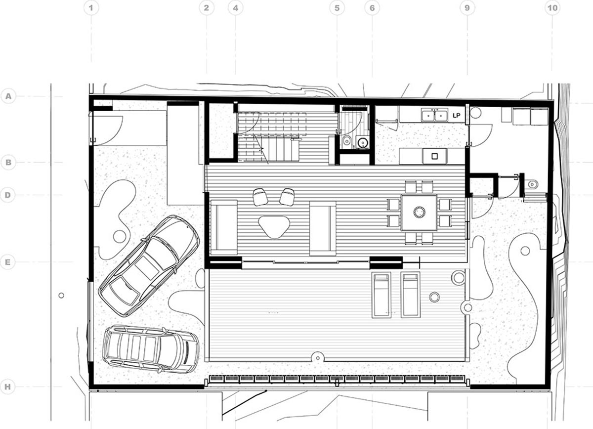 Casa Nirau House is a small eco-friendly house that gives response to the climate of Mexico