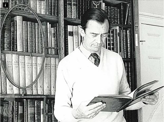 Anthony Hobson: Historian, auctioneer and scholar who followed his father as a leading figure