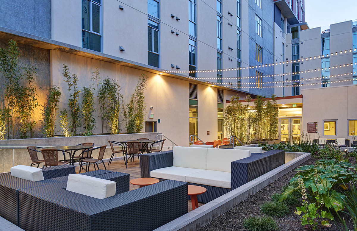 Studio E Architects opens &rsquo;&rsquo;Celadon&rsquo;&rsquo;:An Affordable High-Rise Housing in San Diego