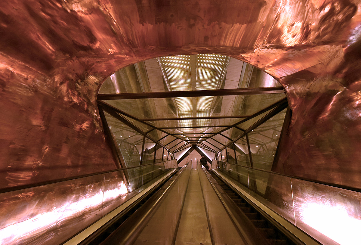 Fangsuo Bookstore in Chengdu is inspired by Buddhist Temples