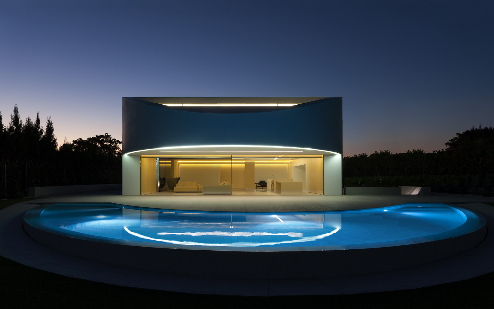 Balint House Betera,Valencia by Fran Silvestre Arquitectos