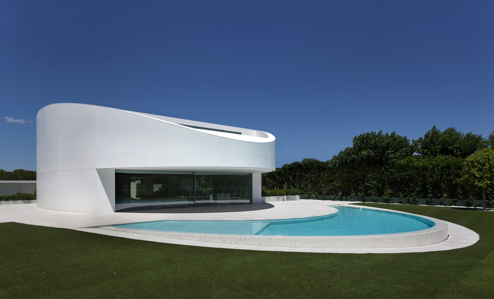 Balint House Betera,Valencia by Fran Silvestre Arquitectos