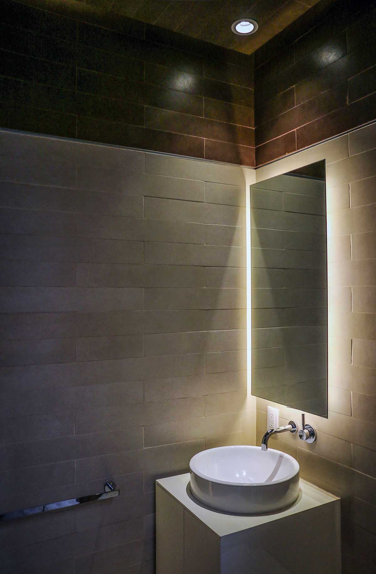 Casa Nirau House is a small eco-friendly house that gives response to the climate of Mexico