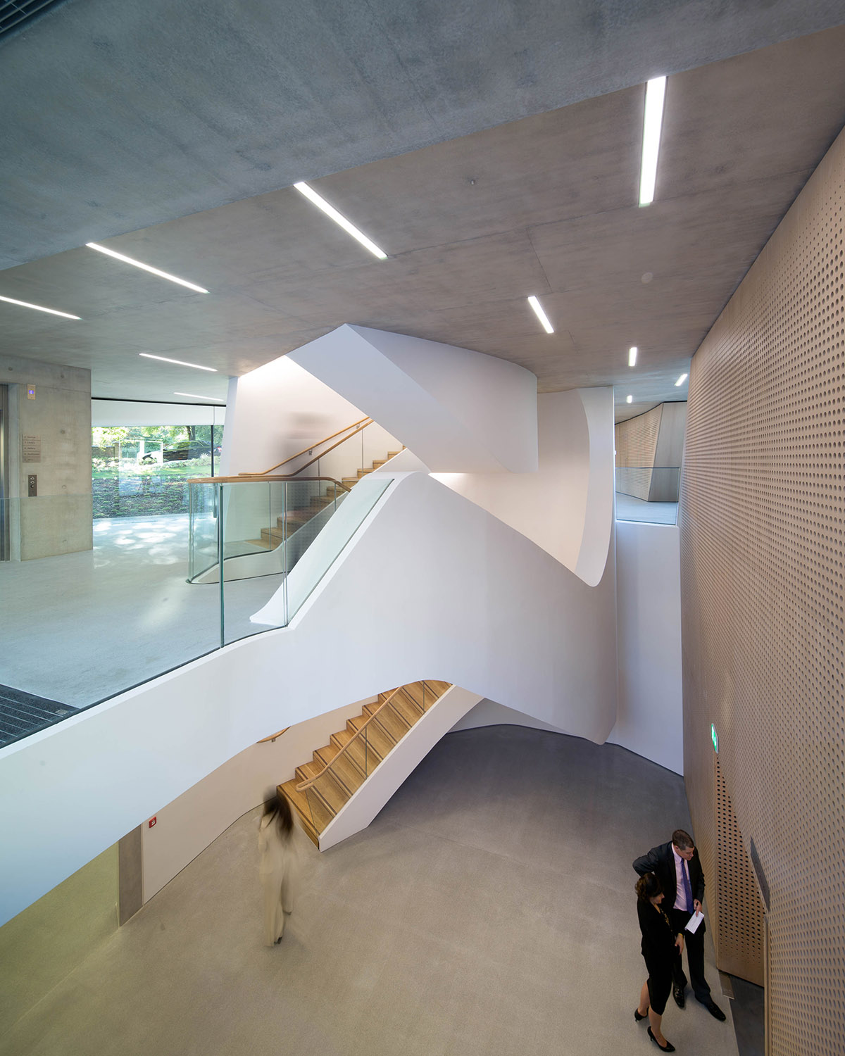 Zaha Hadid’s Investcorp Building wins Oxford Preservation Trust 2015 Award
