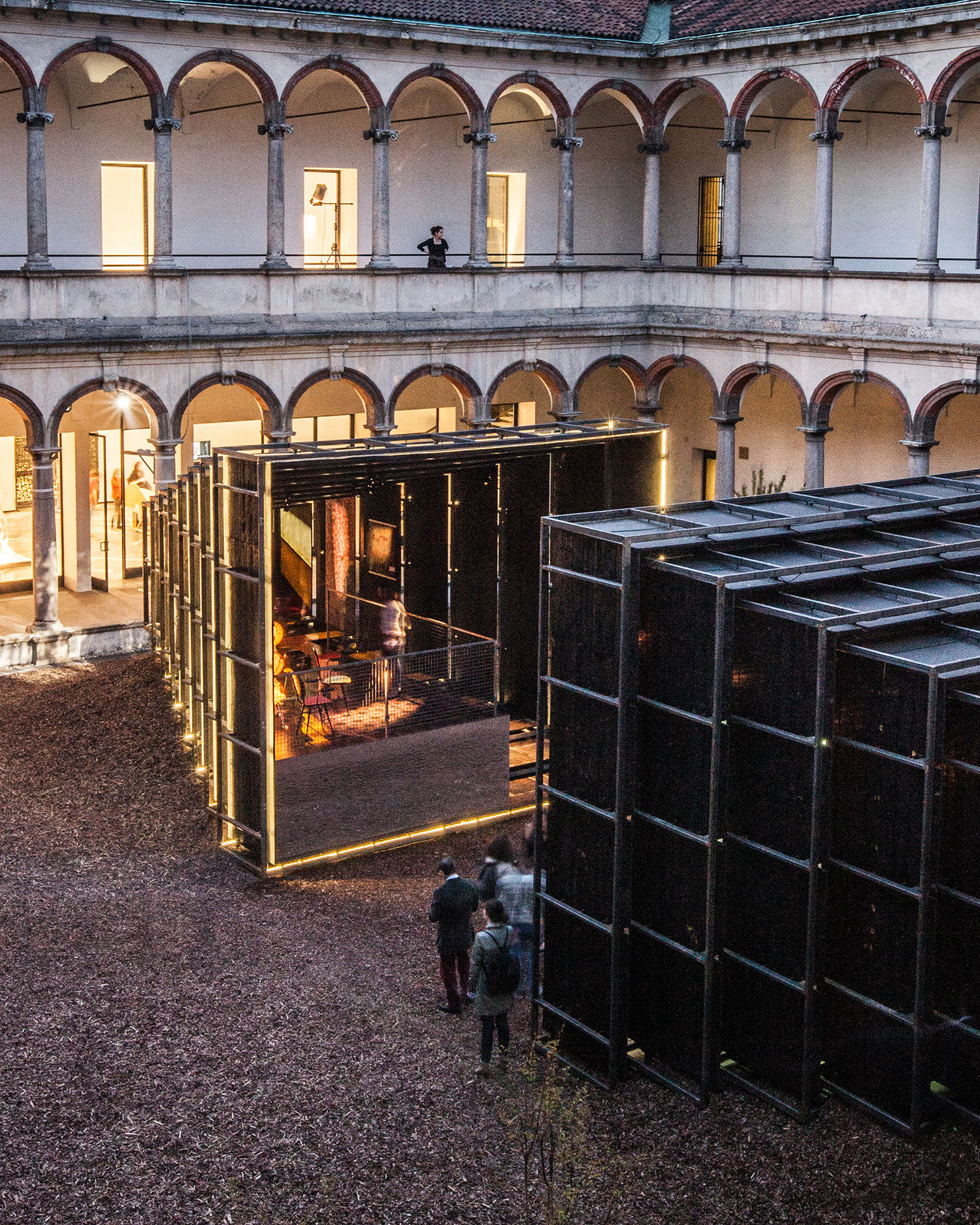 ’’Camera Chiara’’ is an architectural installation symbolizing stills of Lebanese lifestyles