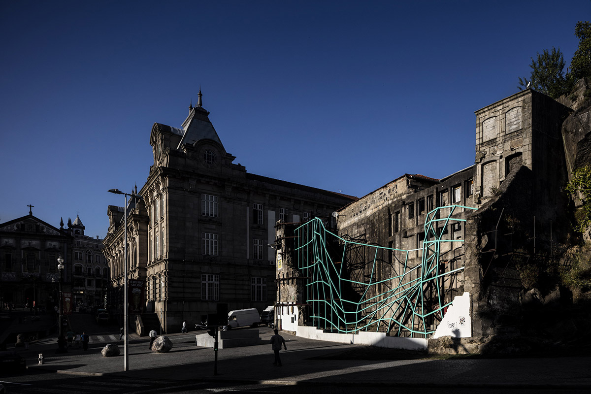 FAHR 021.3 reimagines urban ruins with scenic art piece