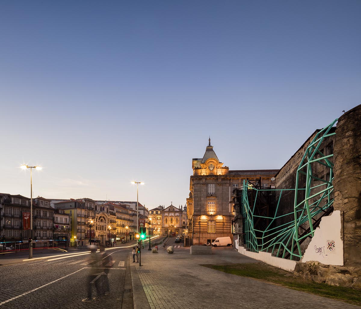 FAHR 021.3 reimagines urban ruins with scenic art piece