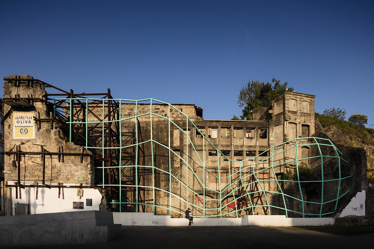 FAHR 021.3 reimagines urban ruins with scenic art piece