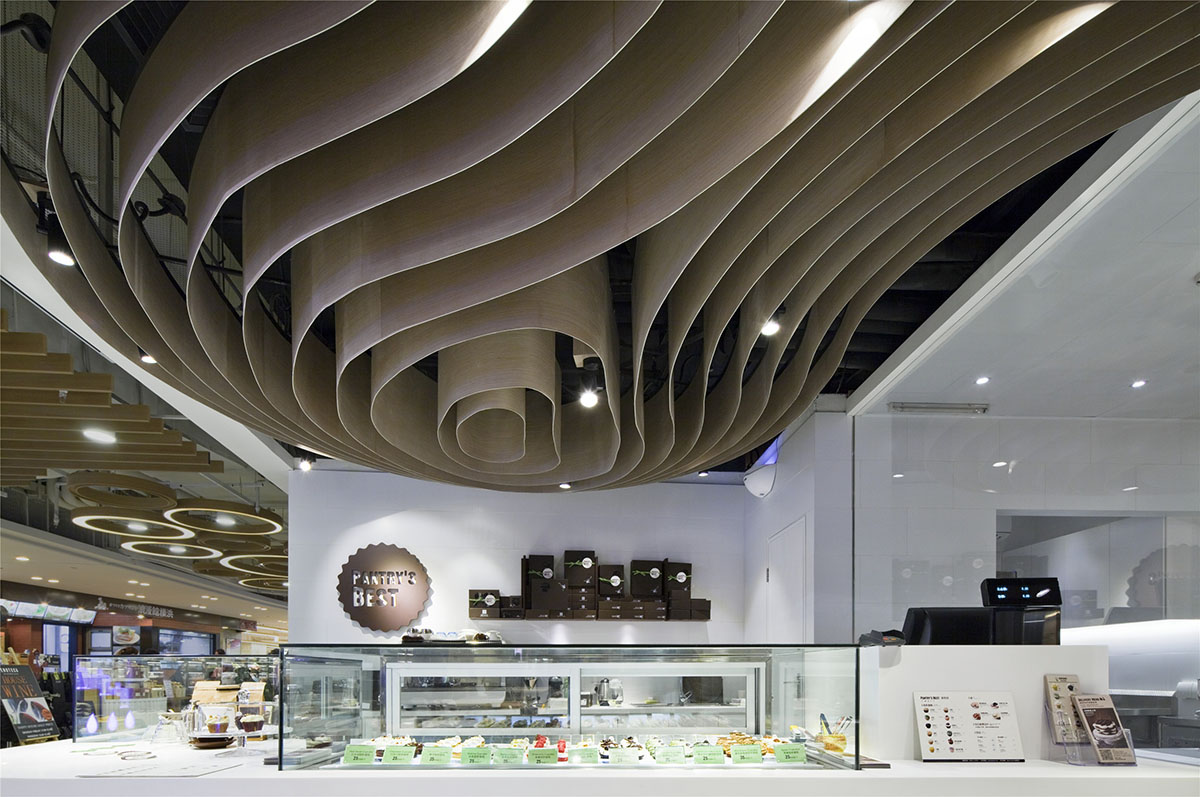 Lukstudio&rsquo;s &rsquo;The Tree Project&rsquo; transforms the spatial obstacle into a sculptural space