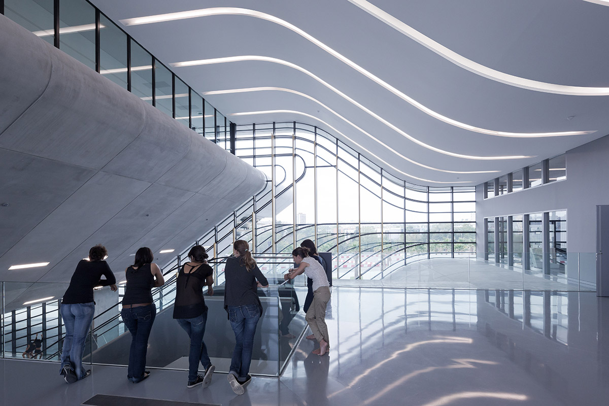 Zaha Hadid receives 2016 Royal Gold Medal