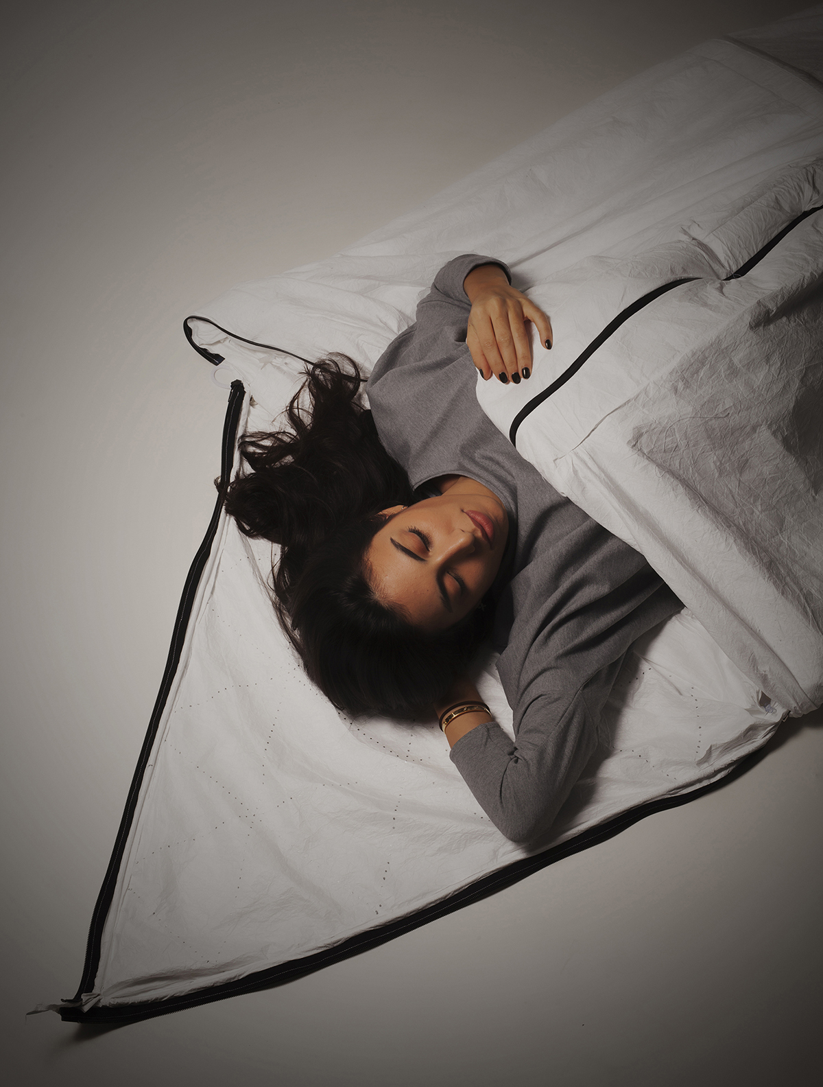 A very practical refugee wearable shelter designed by RCA students