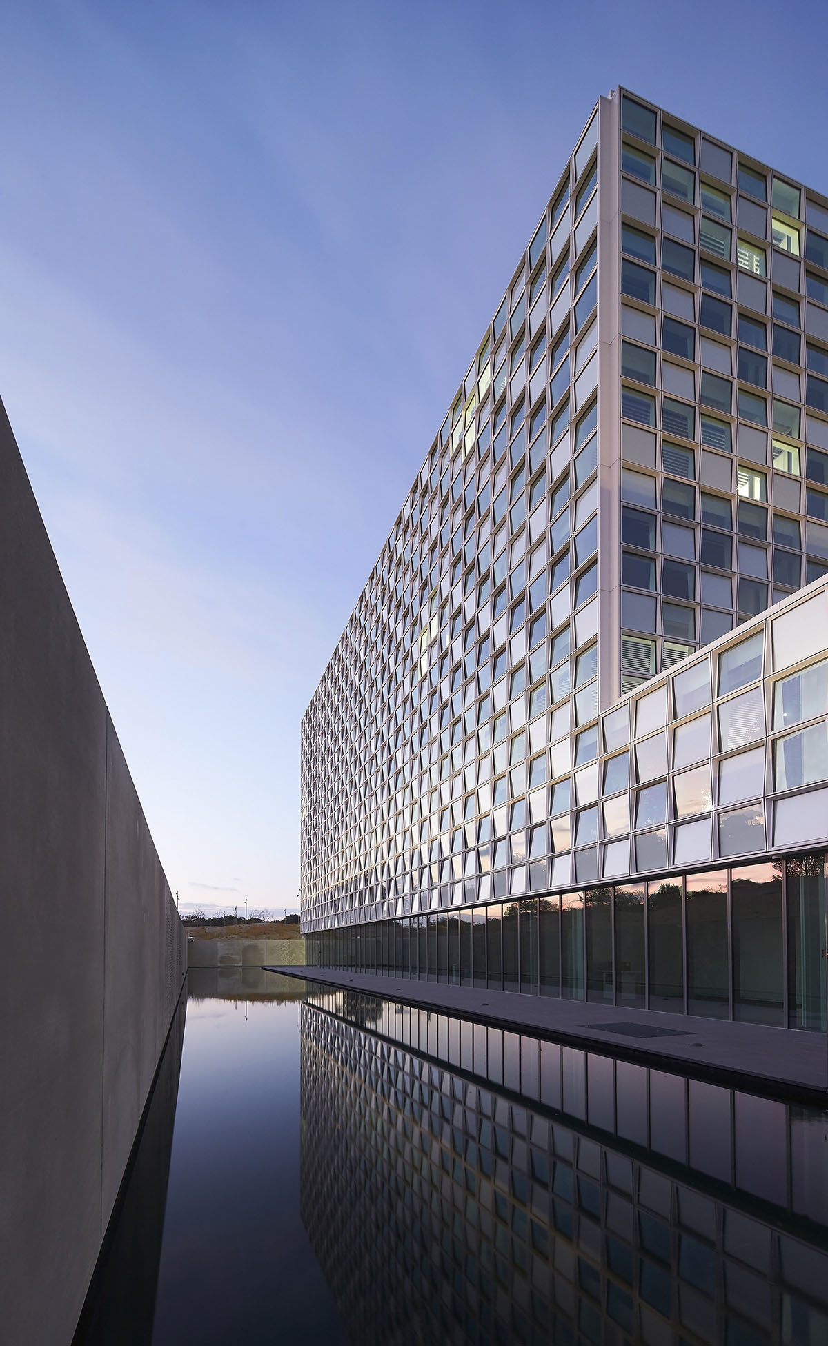 SHL’s The International Criminal Court Building hands-over its new permanent premises in the Hague