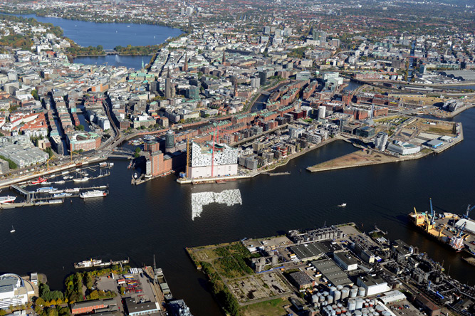 Elbphilharmonie to open 11 January 2017-Plaza accessible to the public  in November 2016