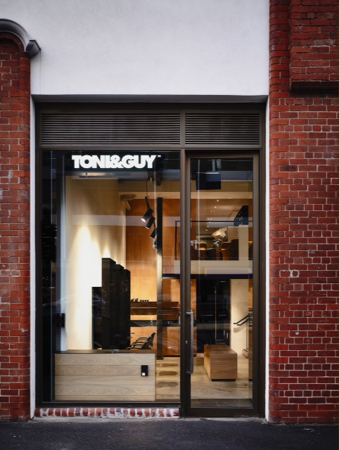 Travis Walton Architecture wins retail design award for Toni and Guy salon
