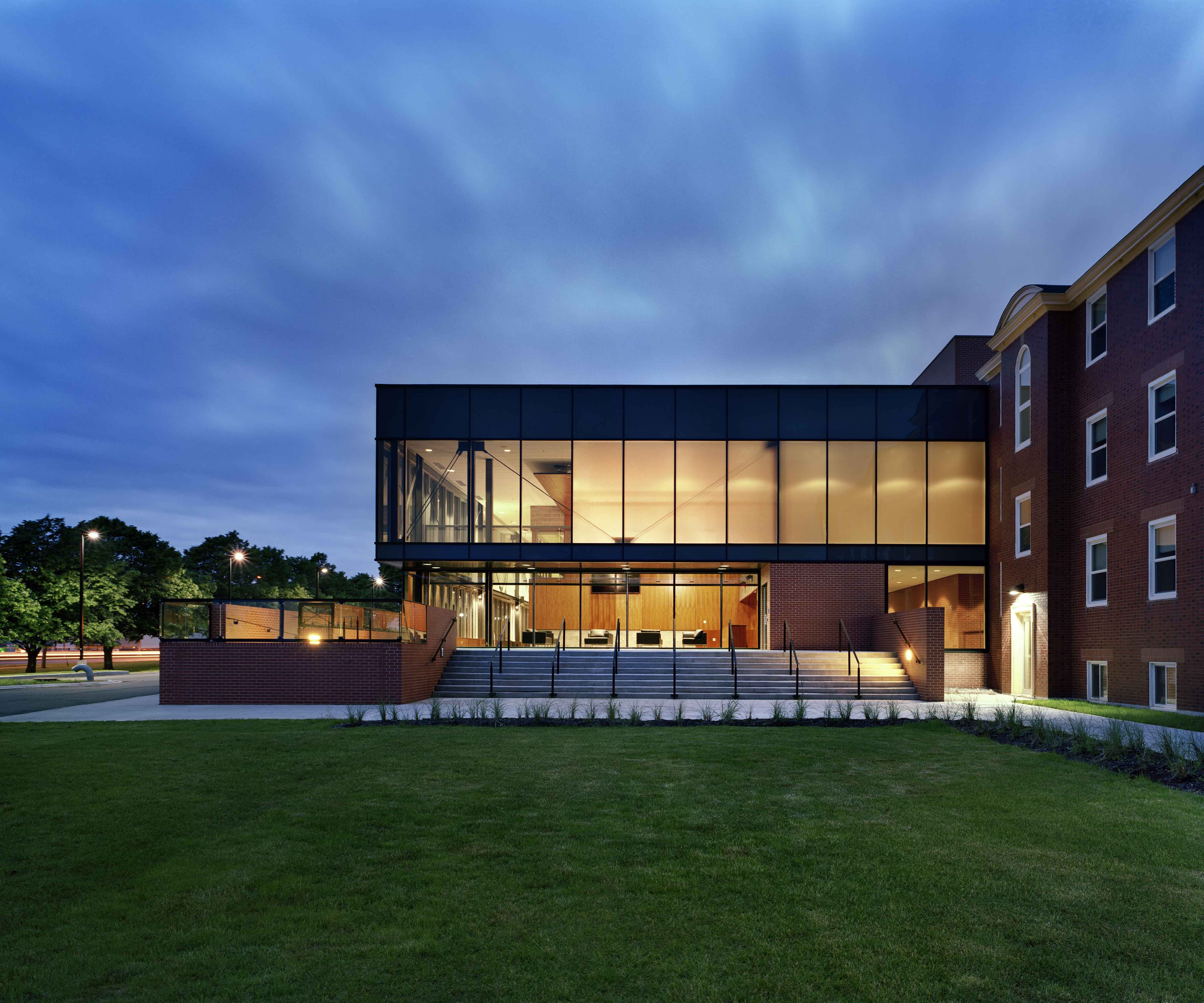 RAIC honours Brian MacKay-Lyons with 2015 Gold Medal