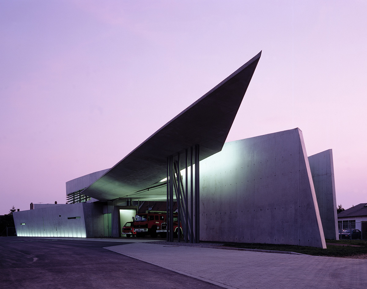 Zaha Hadid receives 2016 Royal Gold Medal