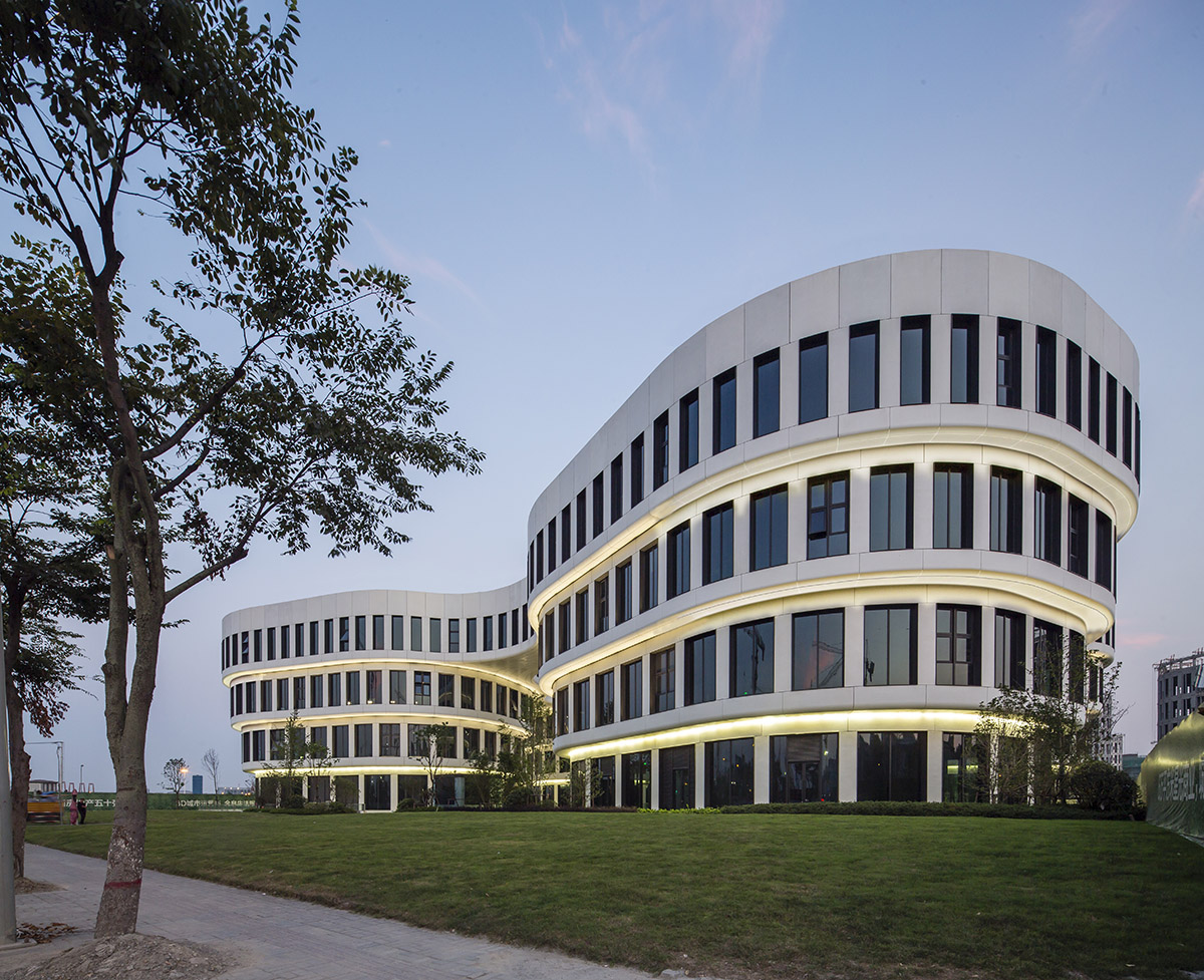 MVRDV Completes First Phase of Business Park at Shanghai Hongqiao Airport