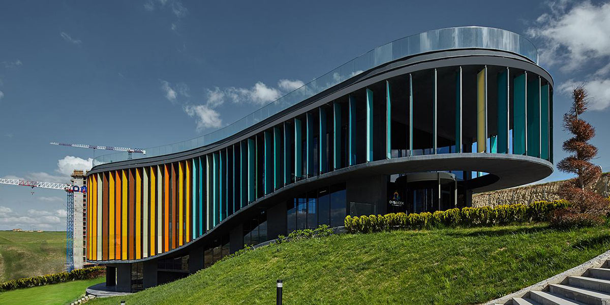 ONS Incek Residences Showroom & Sales Office receives AkzoNobel’s Prize for Colour at WAF 2015