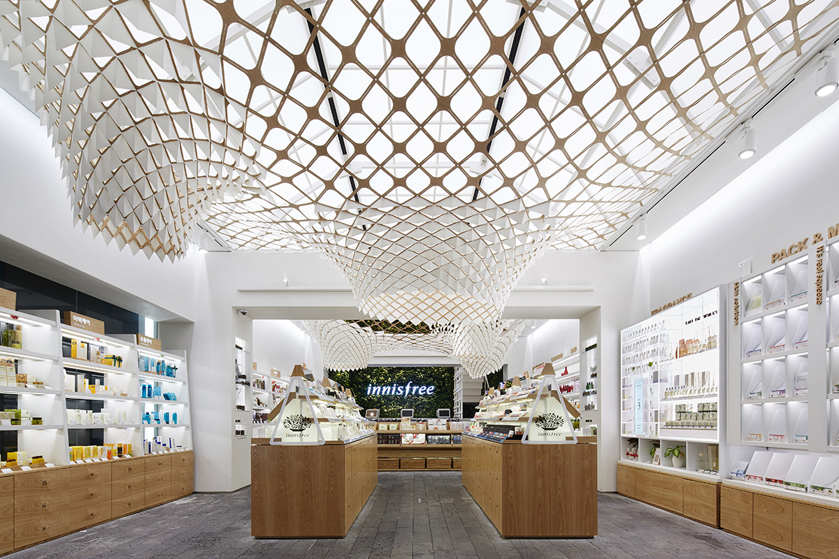 SOFTlab creates a hanging garden made up of natural materials in Seoul’s flagship store