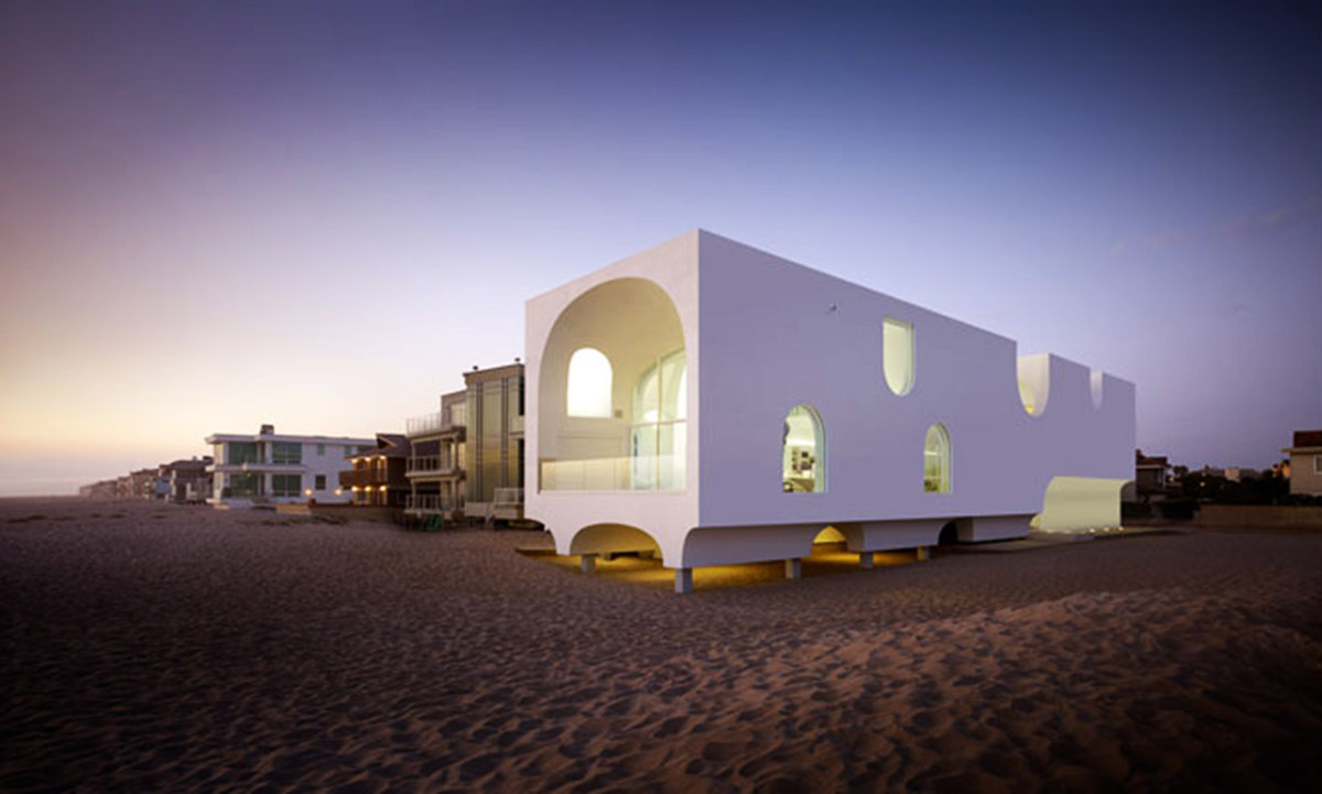 Vault House stands alone in the middle of California beach