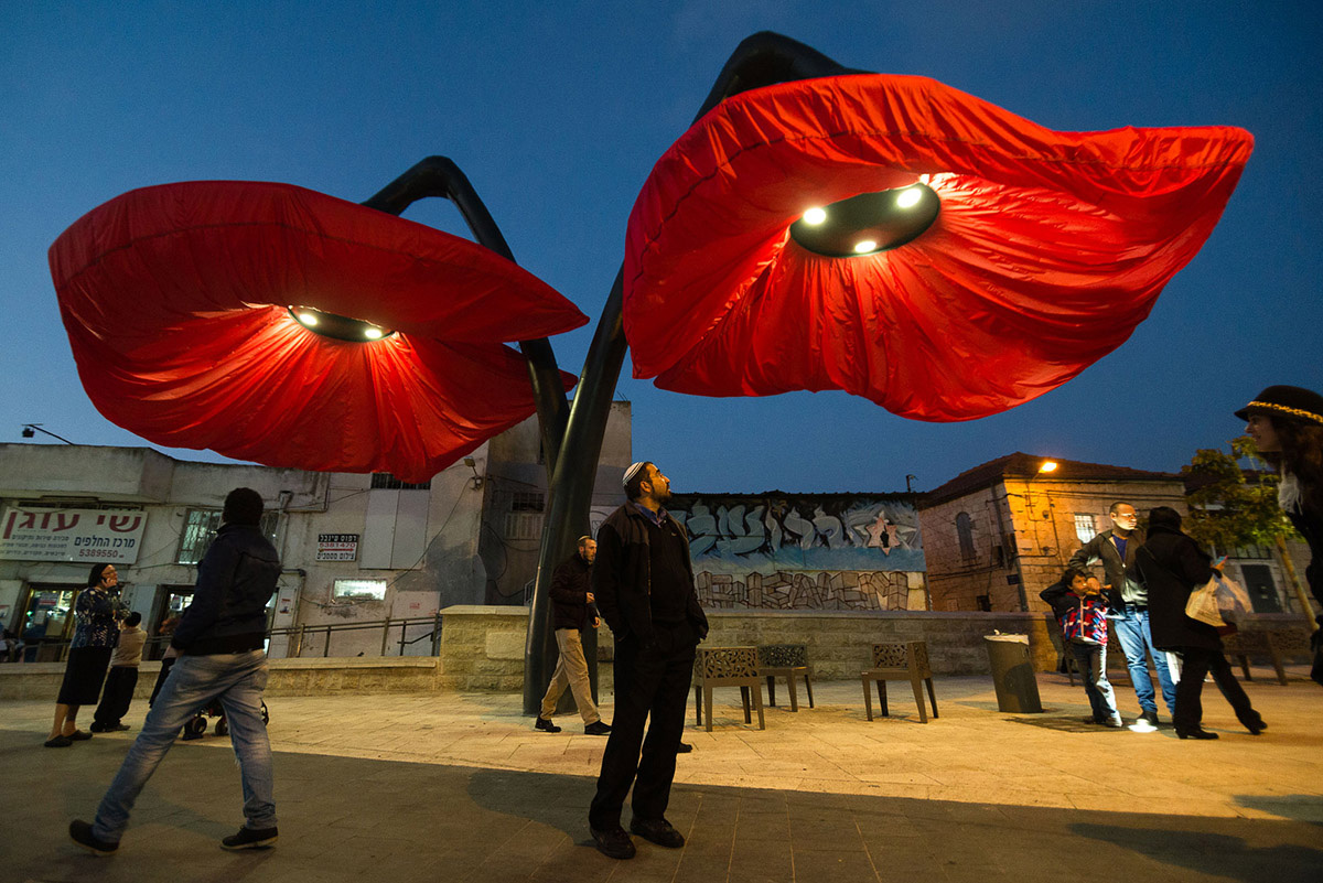 HQ Architects puts four giant flowers in the heart of Jerusalem