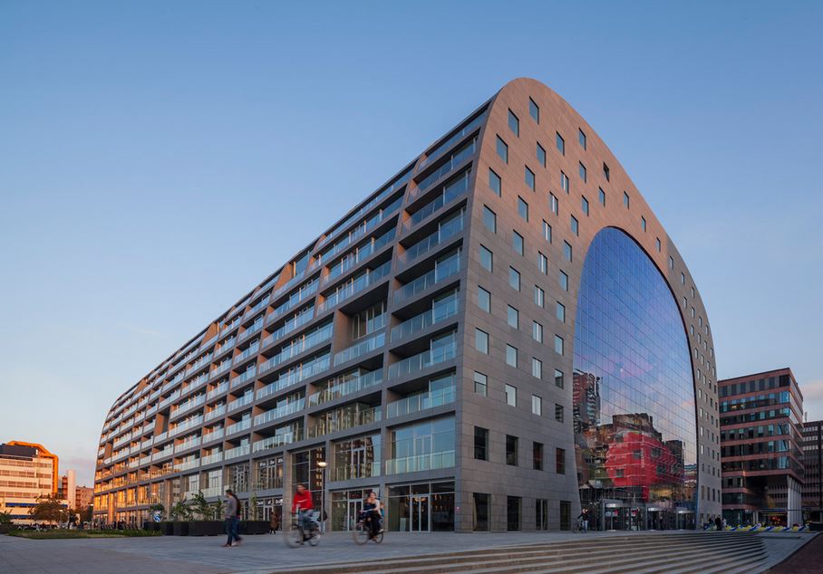 Markthal Rotterdam Opens Today:A mix of housing and market