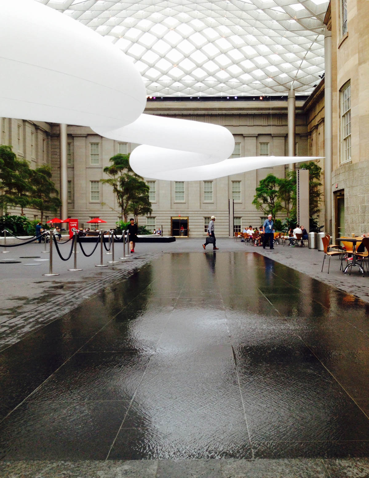 Starry Heavens is a new contextual play that underlines an absurdist political fable