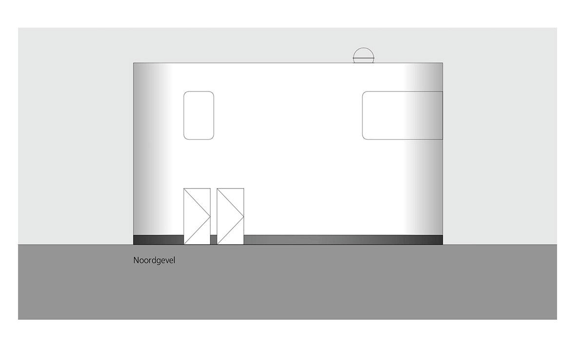 This white bus drivers building cares about drivers&rsquo; privacy installed at Amsterdam Central