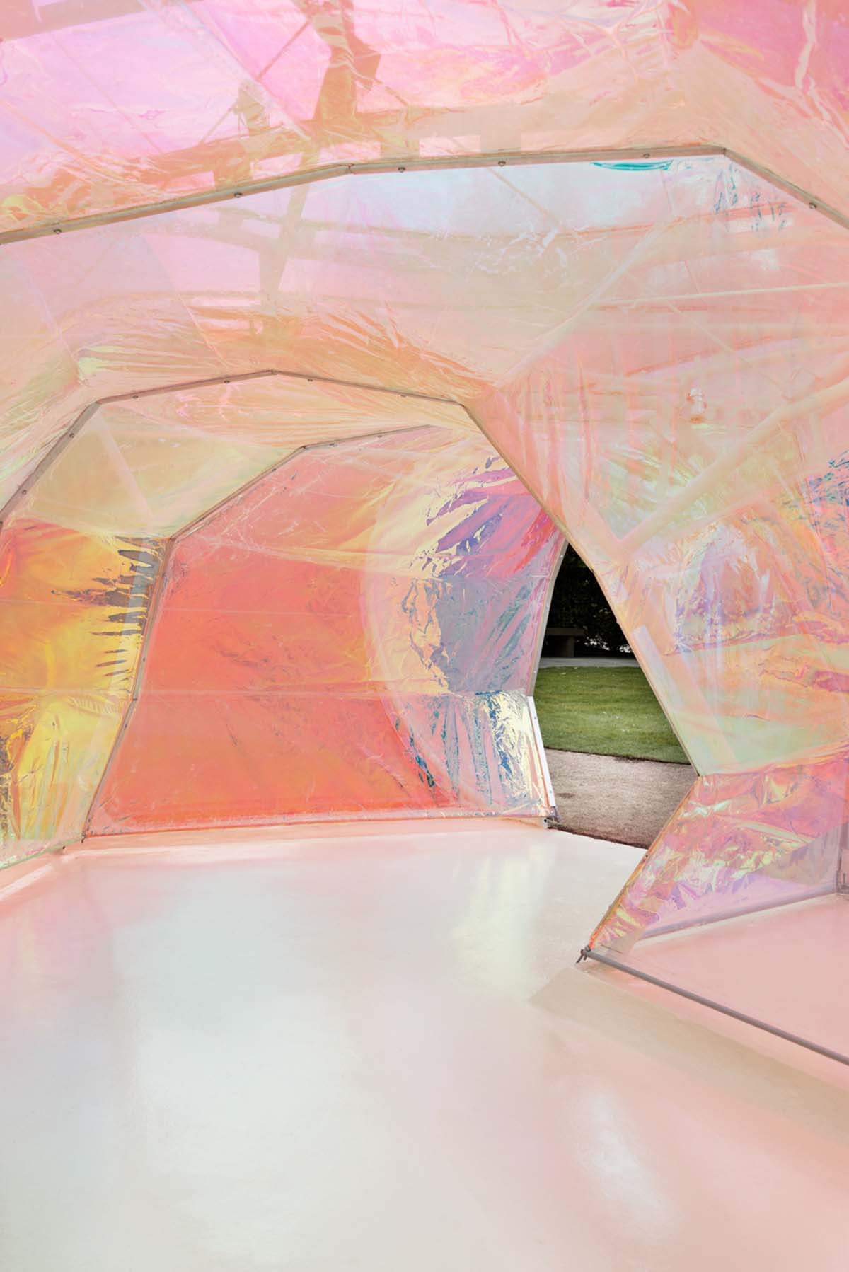 Selgascano revealed the first images of the 2015 Serpentine Pavilion