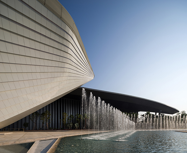 China celebrated the opening of its World Class Central Business District in Shizimen, Zhuhai