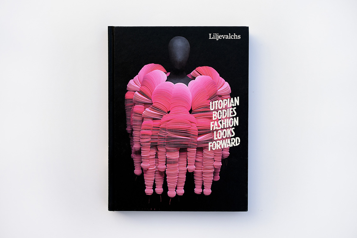 Fashion rerises over futuristic designs fleshed on &rsquo;&rsquo;Utopian Bodies-Fashion Looks Forward&rsquo;&rsquo;