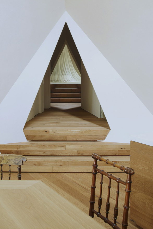 Triangular Residential Structures ’’Nasu Tepee’’ designed by Hiroshi Nakamura