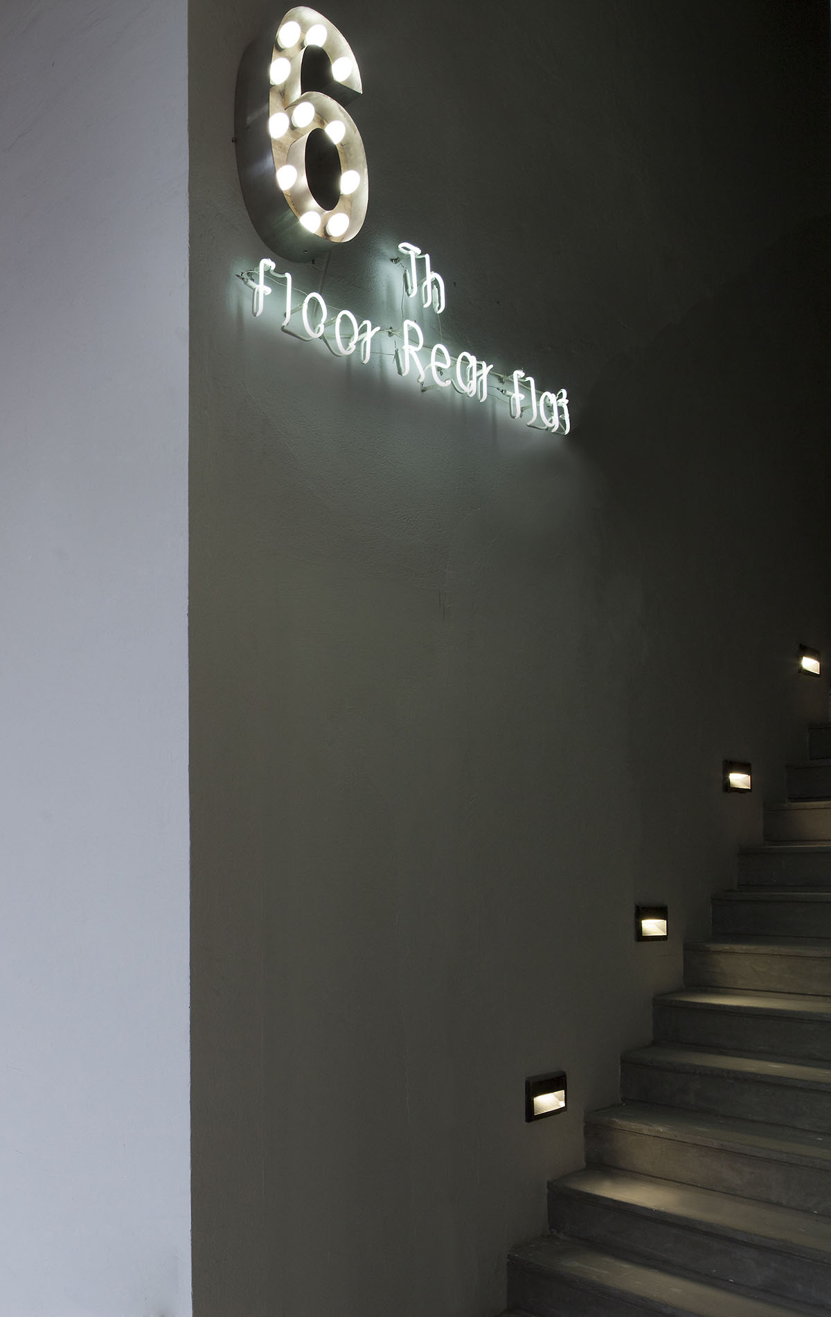 C.DD converted 6th floor of a flat in China into a container-like living and working space