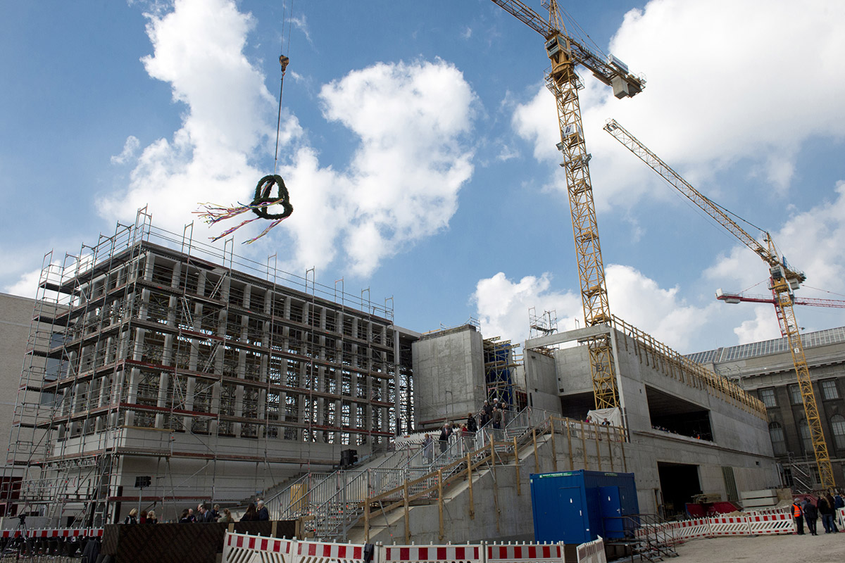 James Simon Galerie on Berlin’s Museum designed by David Chipperfield Architects nears completion