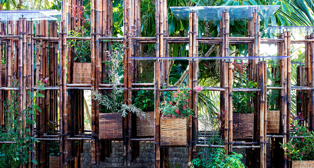 Vo Trong Nghia interlocks a large number of bamboos in Green Ladder structure