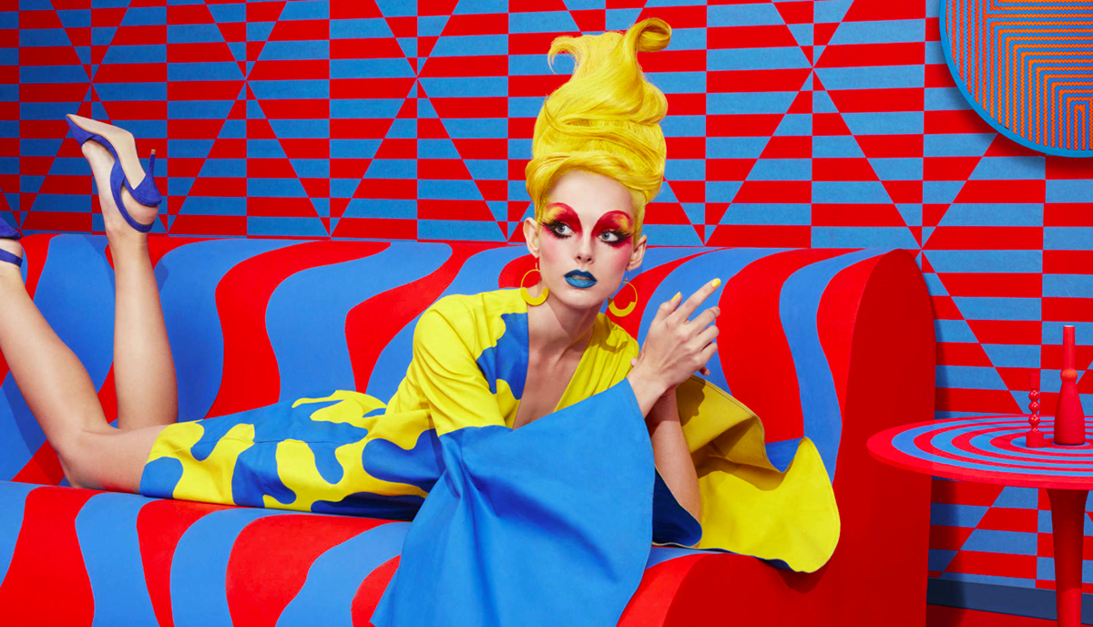 Sagmeister & Walsh created a series of pop-art paintings for Aïzone’s Fall/Winter 2016 campaign