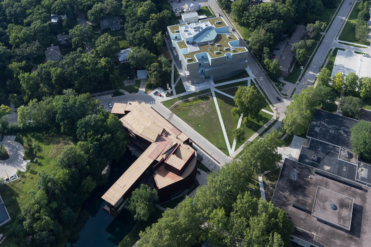Steven Holl Architects’ ’porous’ Visual Arts Building opened at the University of Iowa, US