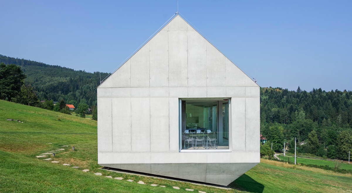 Robert Konieczny&rsquo;s twisted ARK House touches the ground only in one corner on the Polish hill