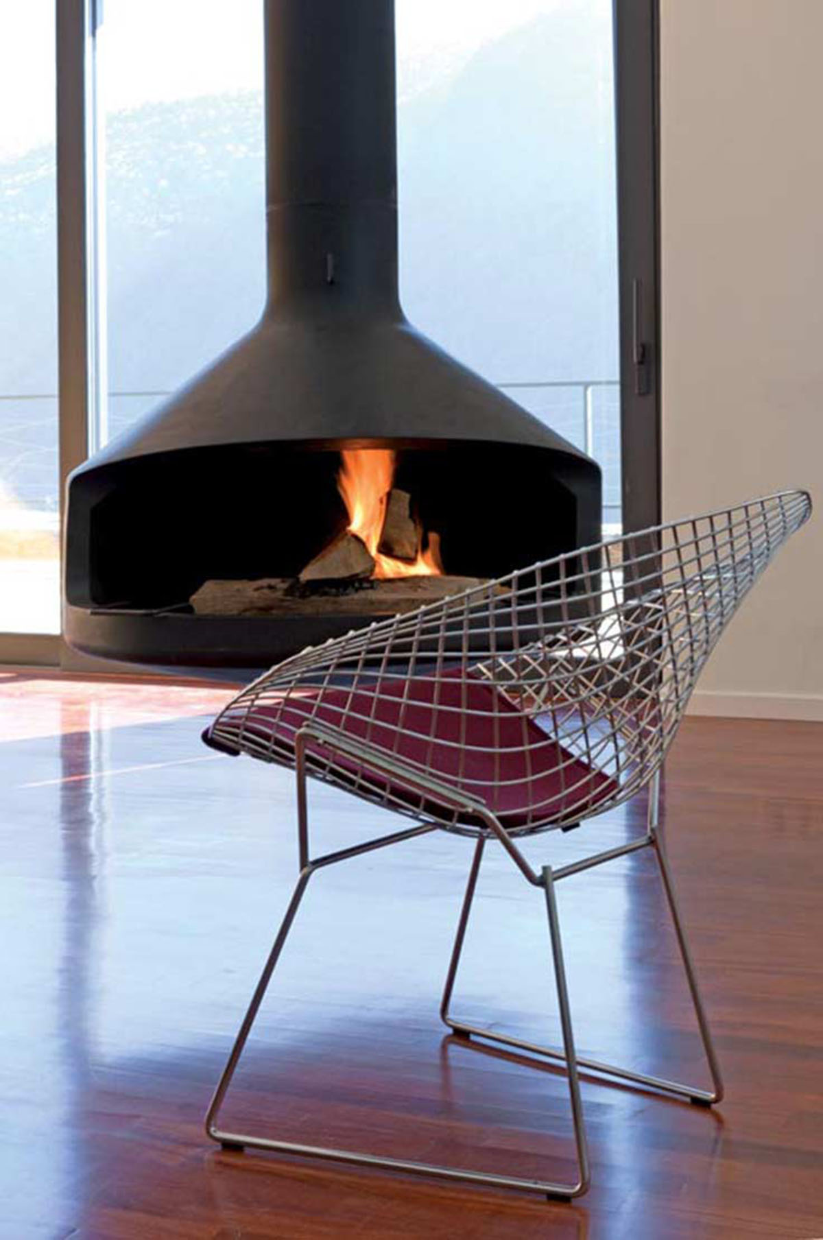 Cadaval & Sola-Morales renovates existing old vernacular house by using dry stone in Spain