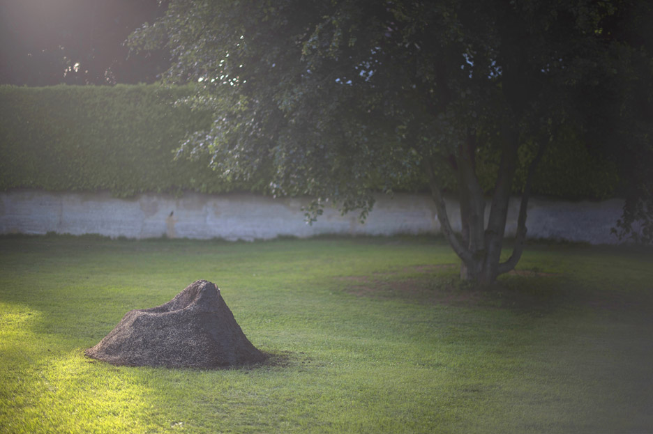 Nucleo released a new grass armchair made by cardboard frames, waiting your support on Kickstarter
