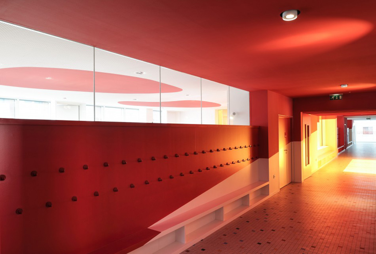 Dominique Coulon & Associ&eacute;s creates fluid and playful spaces for the &lsquo;Saint-Jean&rsquo; school in France