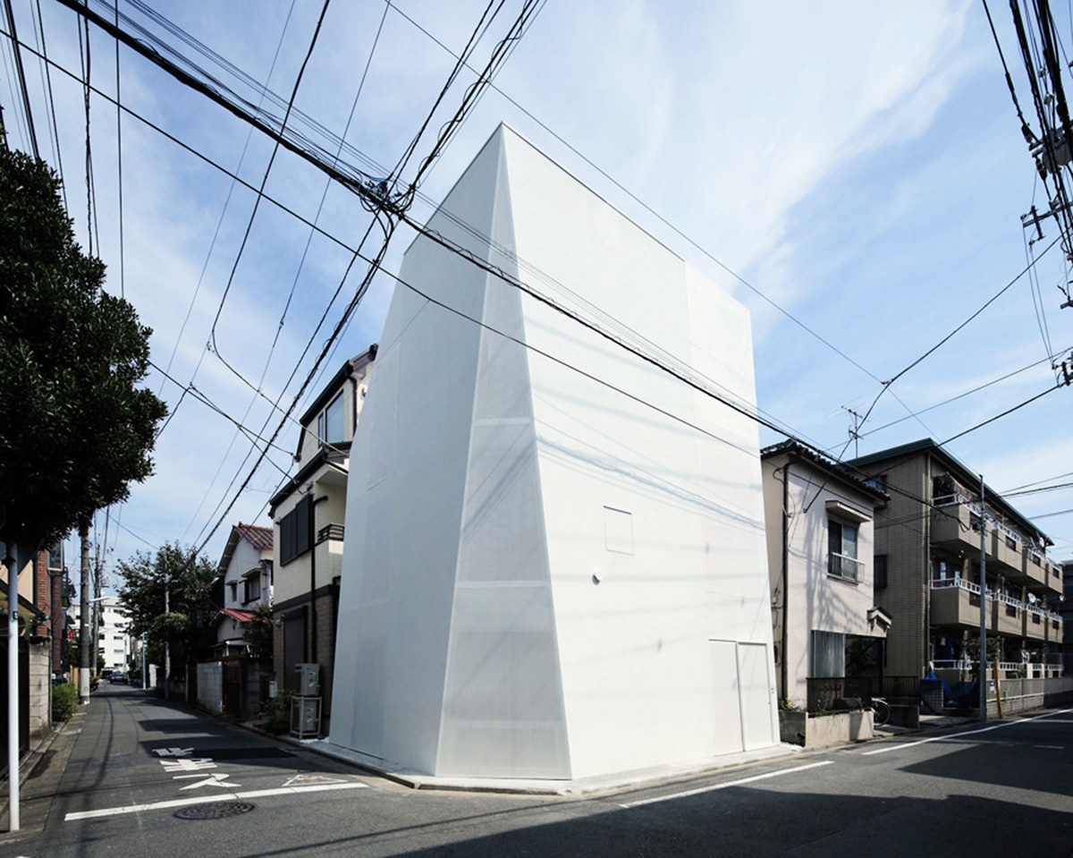 Tokyo House' reflects interior living with a white abstract